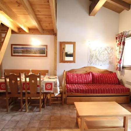 Appartement Lanslevillard, 3 Pièces, 6 Personnes - Fr-1-508-44